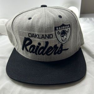 Raiders snapback mitchell & ness